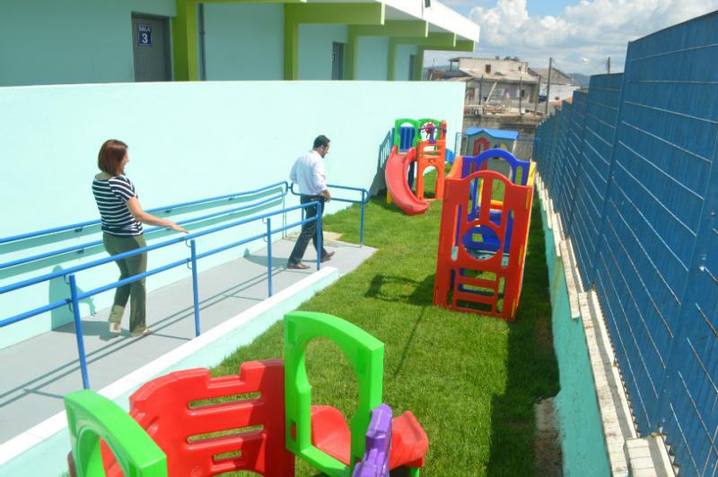 Prefeito realiza visita as EMEBs